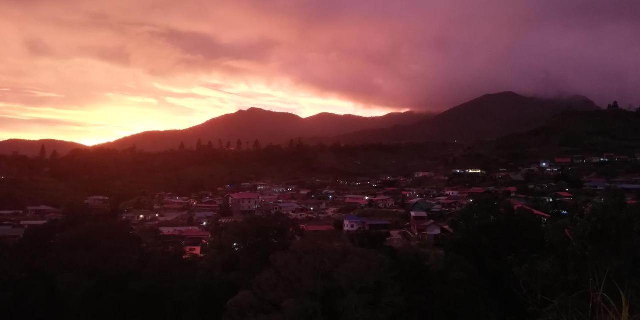 Wind Valley Farmstay Kundasang Экстерьер фото